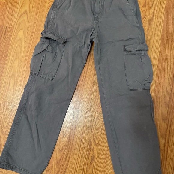 Pull and bear cargo pants, PETITE size 24, dark gray - Picture 2 of 3
